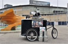 Kaffeewagen Vermietung, Velopresso Kaffeemobil, Kafiwägeli für Anlässe, Veranstaltungen und Events. Rent your Espresso Barista in Zurich Kaffeewagen Vermietung, Velopresso Kaffeemobil, Kafiwägeli für Anlässe, Veranstaltungen und Events. Rent your Espresso Barista in Zurich
